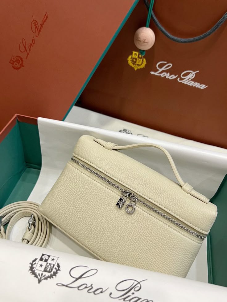 Loro Piana L19-L27  Bag